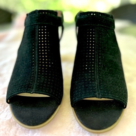 Franco Sarto Harlet2 Black Size 9 Slingbacks Suede Leather Block Heels NWOT - Picture 11 of 11